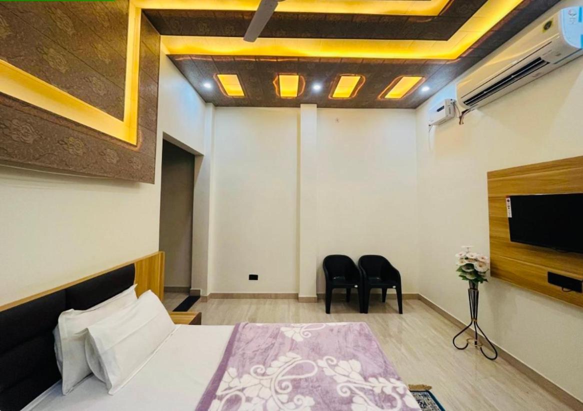 Lotus Palm Retreat - Full Villa Ujjain Ngoại thất bức ảnh