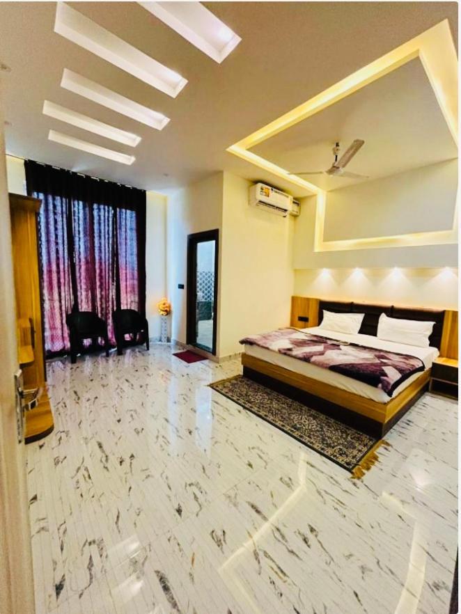 Lotus Palm Retreat - Full Villa Ujjain Ngoại thất bức ảnh